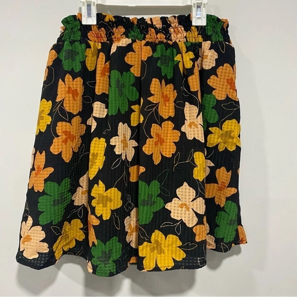 Women's Wide Belt Floral Mini Skirt - Who What Wear Black/Gold Size S